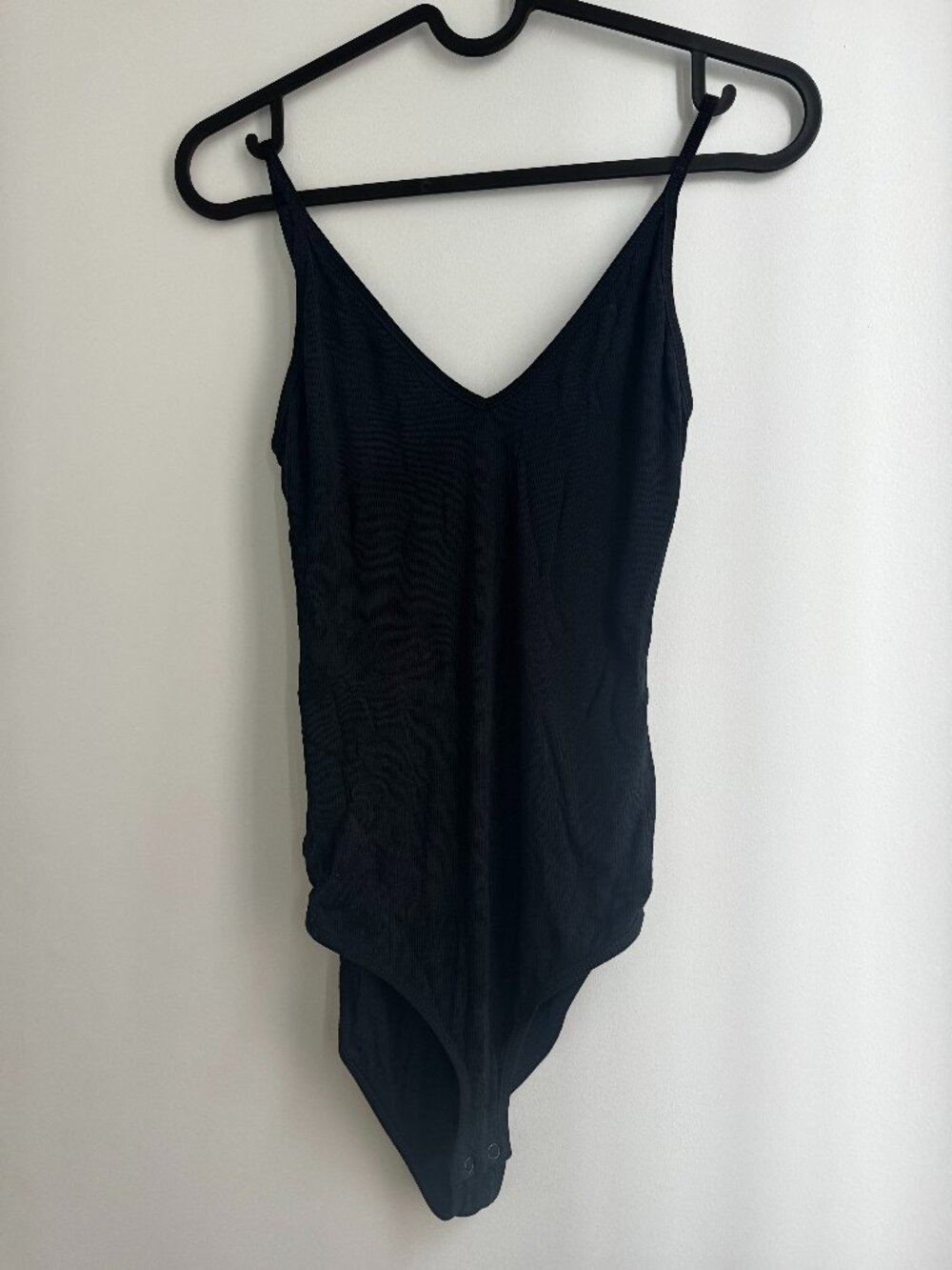Aritzia(Talula) Ribbed Black Bodysuit